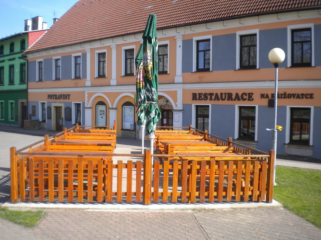 Restaurace Na Krizovatce Apartment *